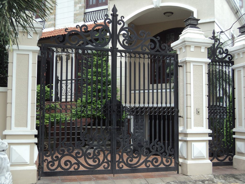 20+ lựa chọn mẫu cửa cổng hàng rào sắt đẹp nhất cho biệt thự ...